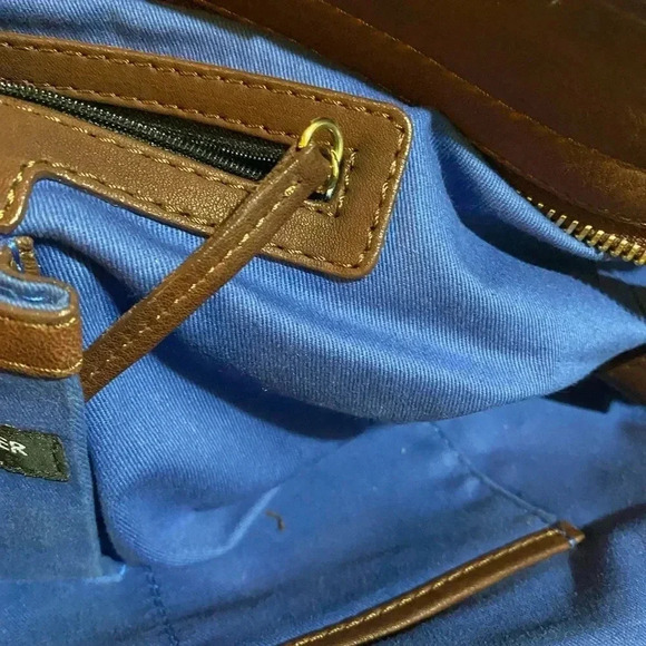 Via pepubblica plum beige leather unisex  briefcase ideas for work travel - Picture 11 of 15